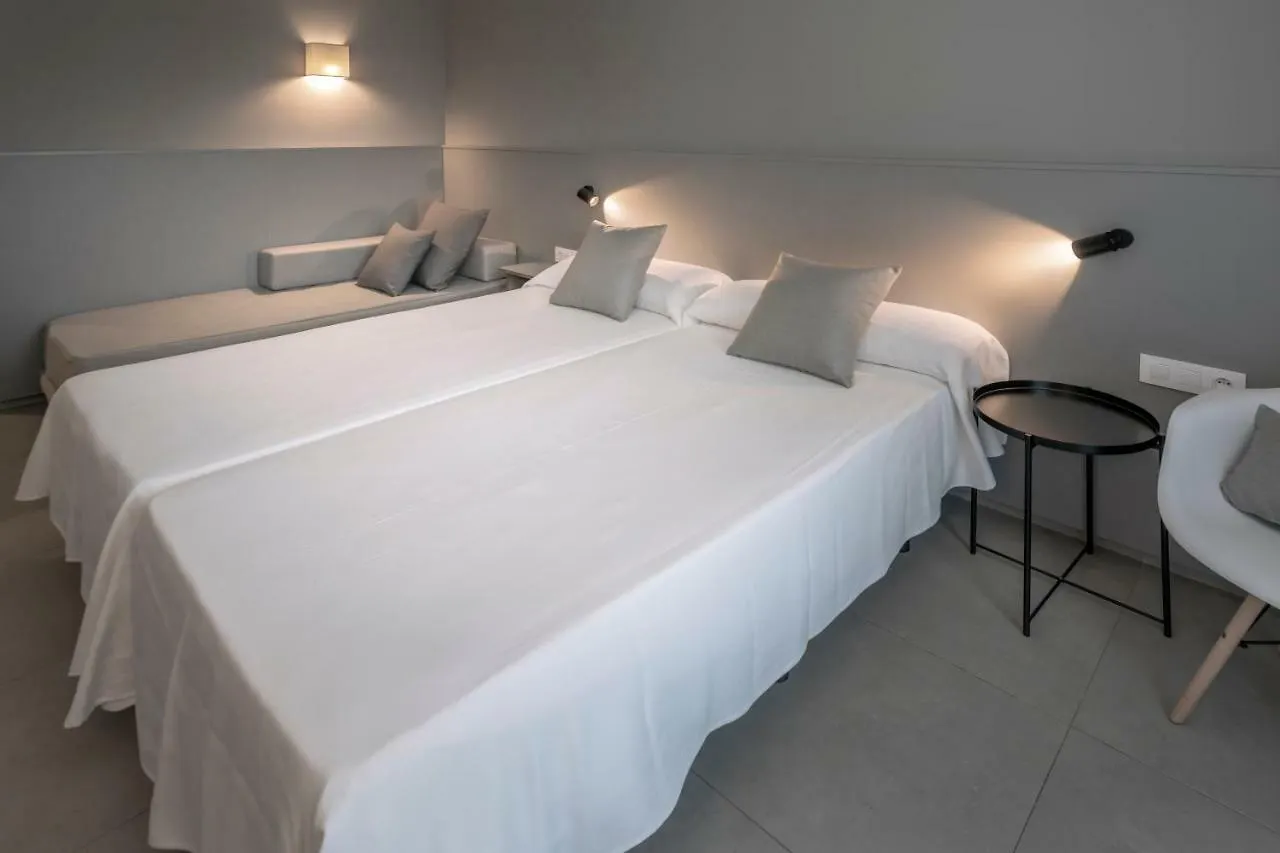 Hotel GHT Sa Riera Tossa de Mar